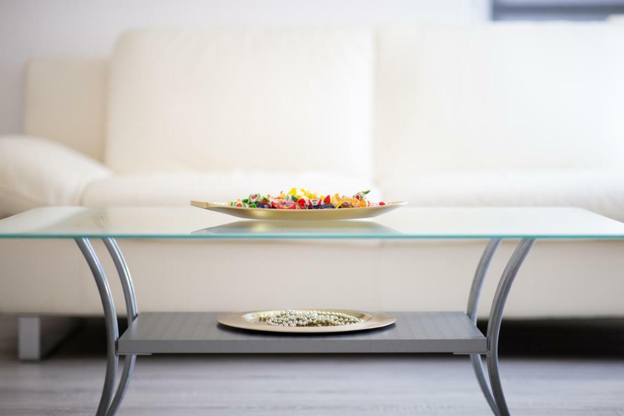 Villa Hillside Apartment เยเซนิตเซ ภายนอก รูปภาพ