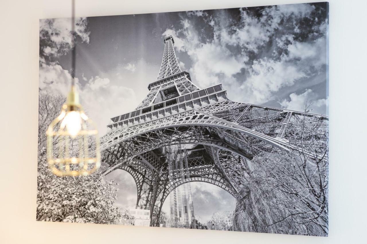 Villa Hillside Apartment เยเซนิตเซ ภายนอก รูปภาพ